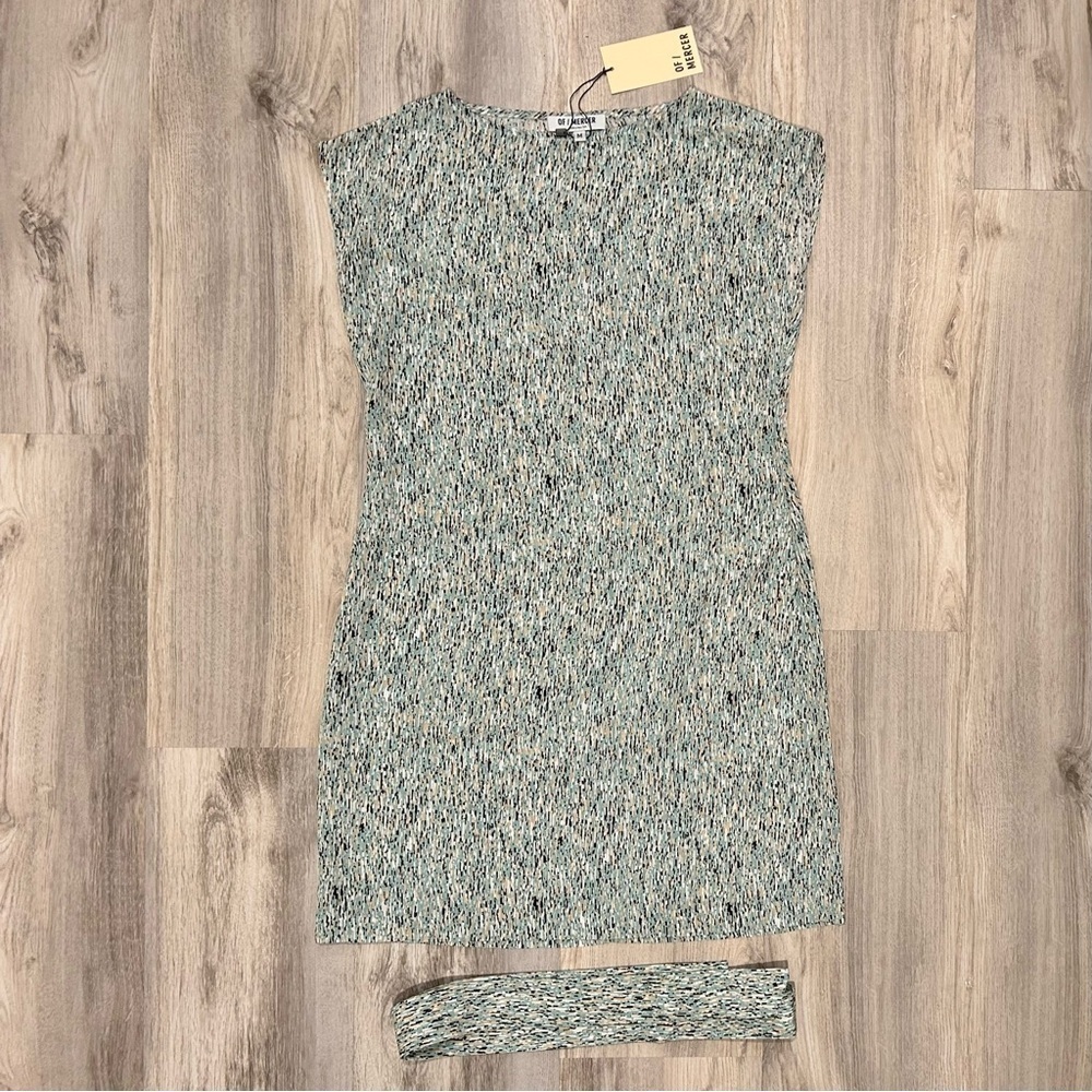 NWT Of Mercer Sleeveless Shift Dress Lightweight Blue Abstract Belted Size M